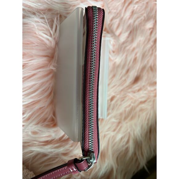Coach Wristlet in Pink & White Gingham Signature Coated Canvas - Picture 8 of 8
